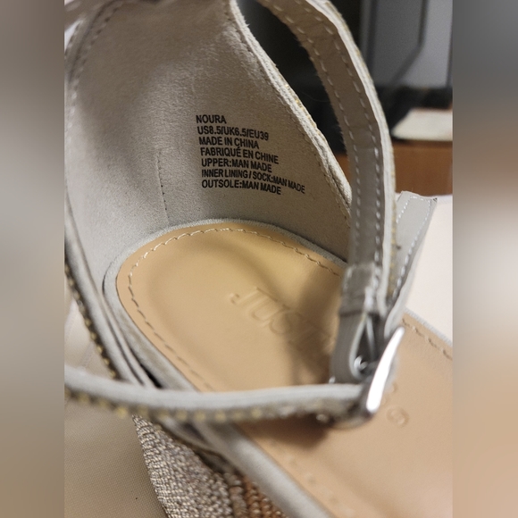 Noura Heeled Sandle - Size 8.5 - Picture 4 of 4